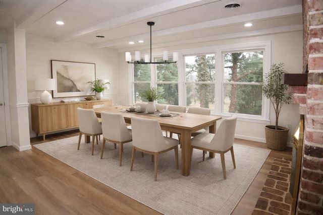 765 WITMER RD, York, PA 17402