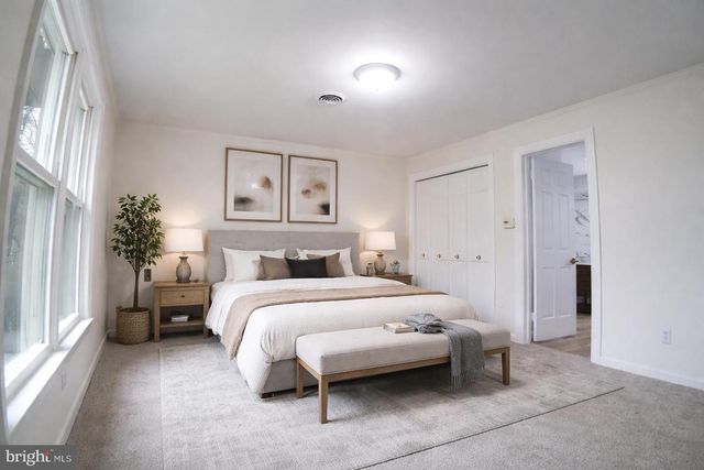 765 WITMER RD, York, PA 17402