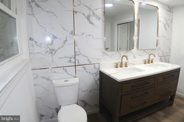 765 WITMER RD, York, PA 17402