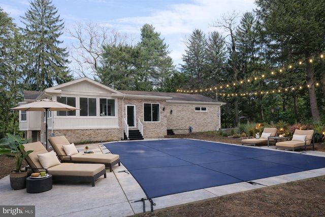 765 WITMER RD, York, PA 17402