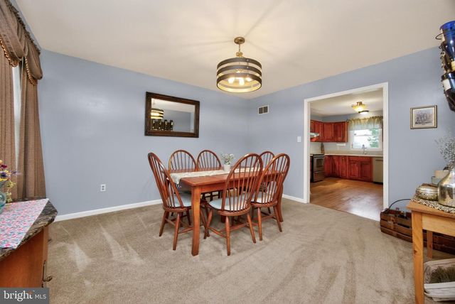 1846 WEAVERTOWN RD, Douglassville, PA 19518