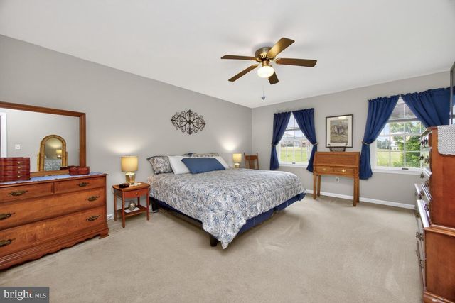1846 WEAVERTOWN RD, Douglassville, PA 19518