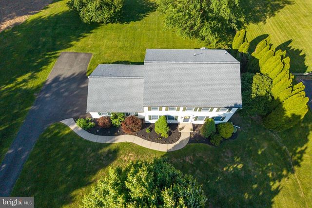1846 WEAVERTOWN RD, Douglassville, PA 19518
