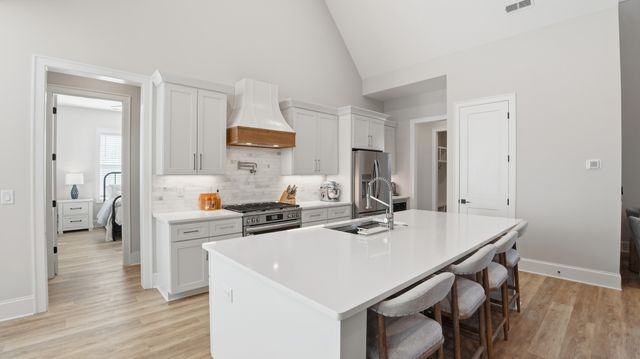 814 River Watch Way, Winchester, TN 37398