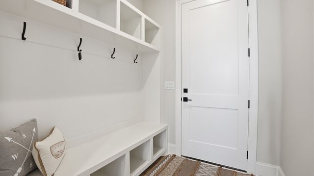 814 River Watch Way, Winchester, TN 37398