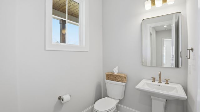 814 River Watch Way, Winchester, TN 37398