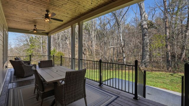 814 River Watch Way, Winchester, TN 37398