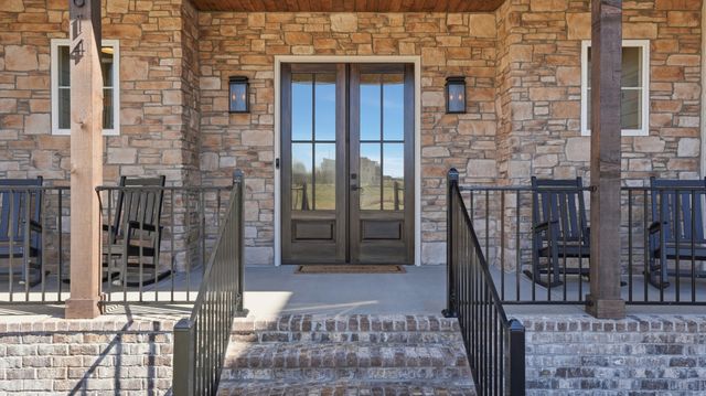 814 River Watch Way, Winchester, TN 37398