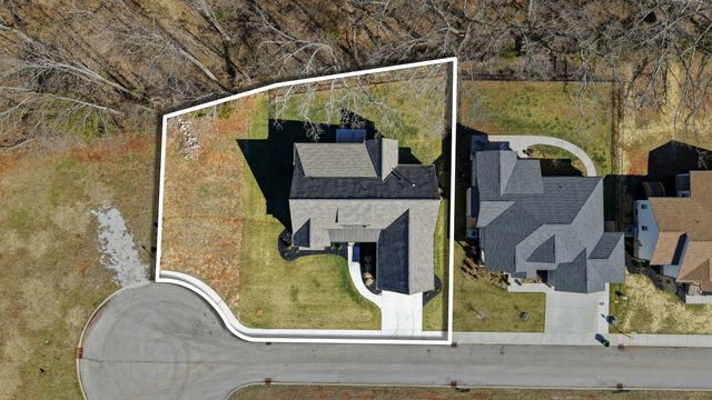 814 River Watch Way, Winchester, TN 37398