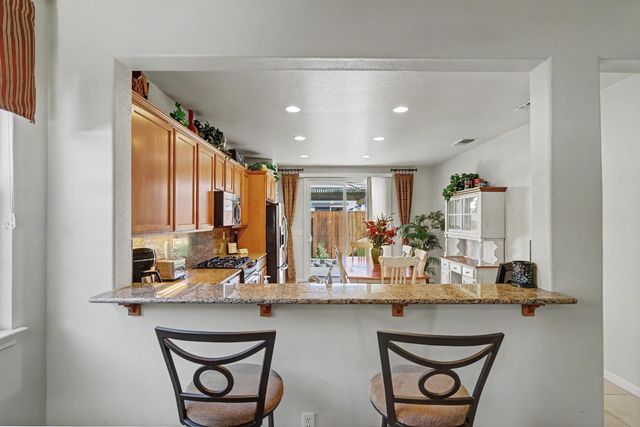 7531 Abbey Cir, Elk Grove, CA 95757