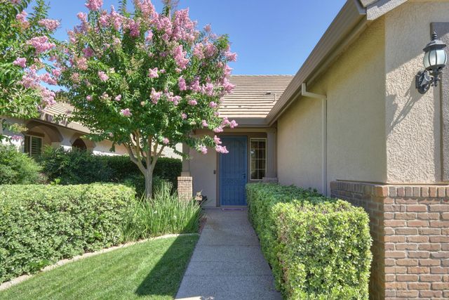 7531 Abbey Cir, Elk Grove, CA 95757