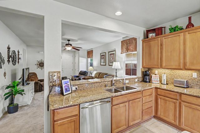 7531 Abbey Cir, Elk Grove, CA 95757