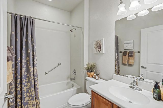 7531 Abbey Cir, Elk Grove, CA 95757