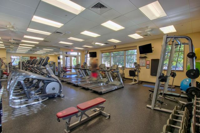 7531 Abbey Cir, Elk Grove, CA 95757