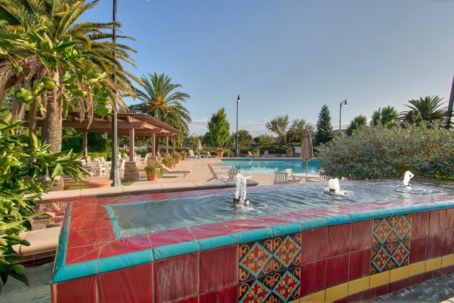 7531 Abbey Cir, Elk Grove, CA 95757