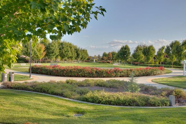 7531 Abbey Cir, Elk Grove, CA 95757