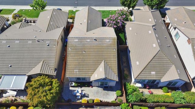 7531 Abbey Cir, Elk Grove, CA 95757