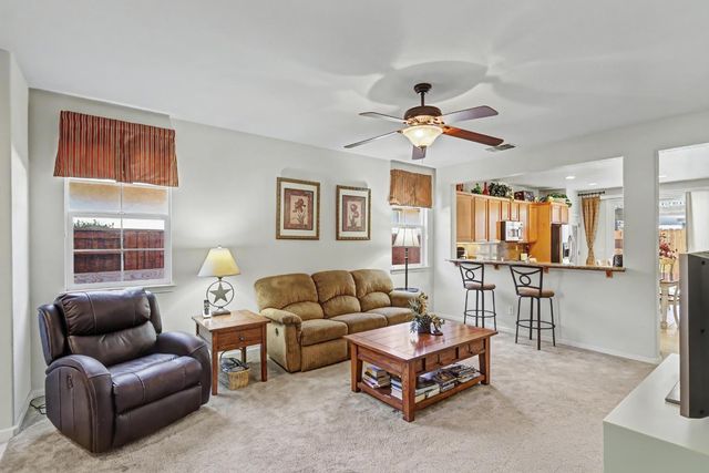 7531 Abbey Cir, Elk Grove, CA 95757