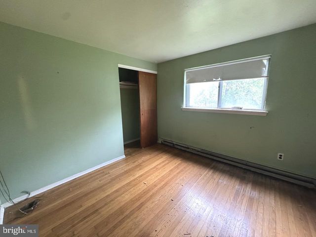 262 CENTENNIAL RD, Warminster, PA 18974
