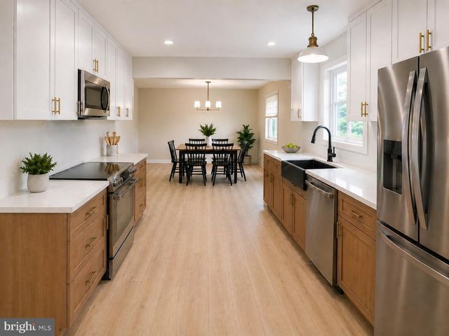 262 CENTENNIAL RD, Warminster, PA 18974