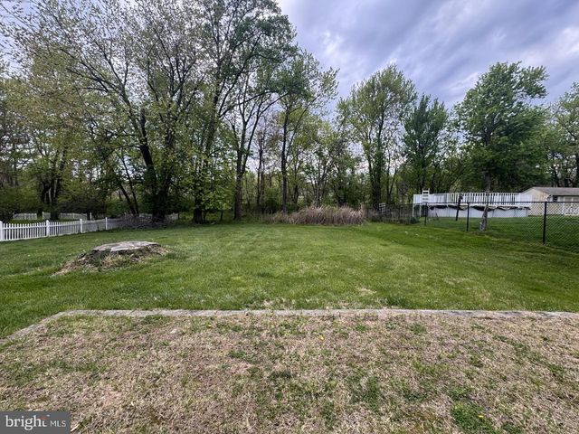 262 CENTENNIAL RD, Warminster, PA 18974