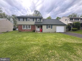 262 CENTENNIAL RD, Warminster, PA 18974