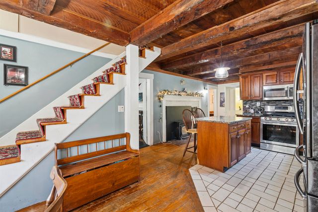 733 White Oaks Road, Laconia, NH 03246