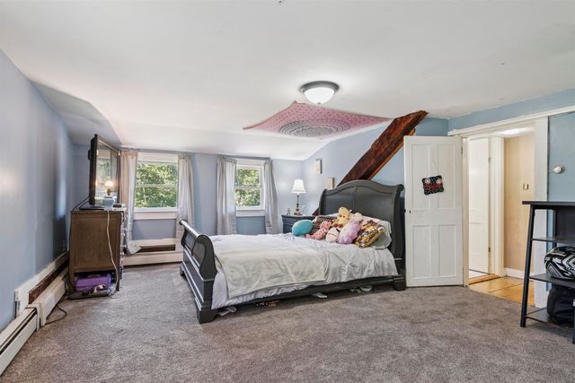 733 White Oaks Road, Laconia, NH 03246