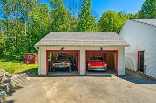 733 White Oaks Road, Laconia, NH 03246