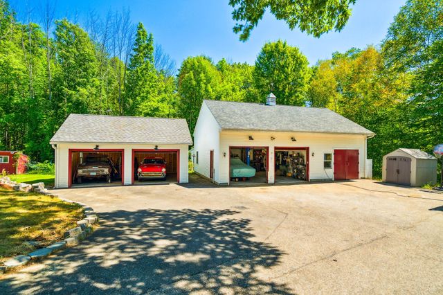 733 White Oaks Road, Laconia, NH 03246