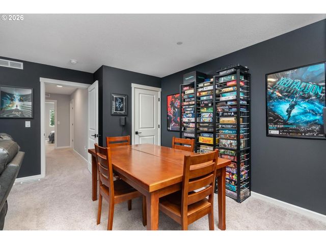 124 W 20TH Way, La Center, WA 98629