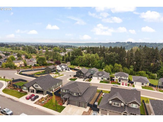 124 W 20TH Way, La Center, WA 98629
