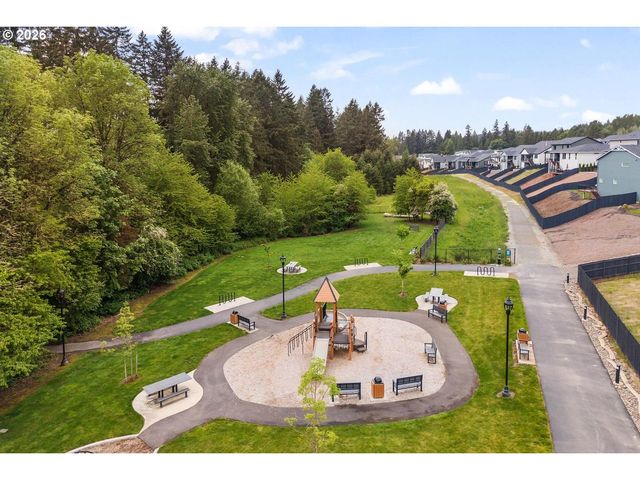 124 W 20TH Way, La Center, WA 98629