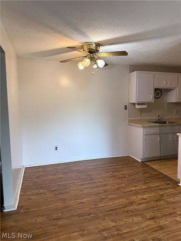 16370 Heather Lane 303, Middleburg Heights, OH 44130