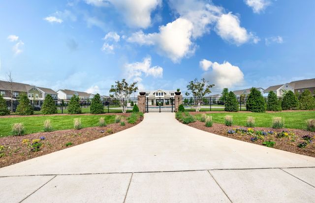 915 Sassafras Ct, Spring Hill, TN 37174