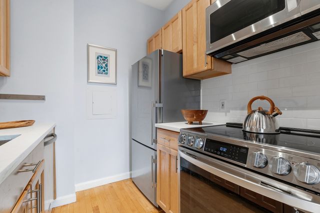 249 W Newton St 7, Boston, MA 02116