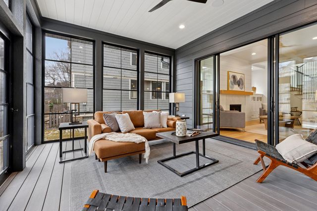 1967 Sheridan Avenue S, Minneapolis, MN 55405