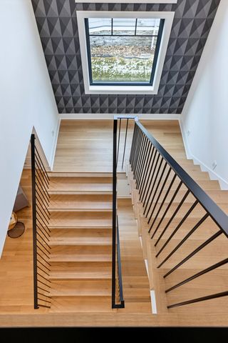 1967 Sheridan Avenue S, Minneapolis, MN 55405