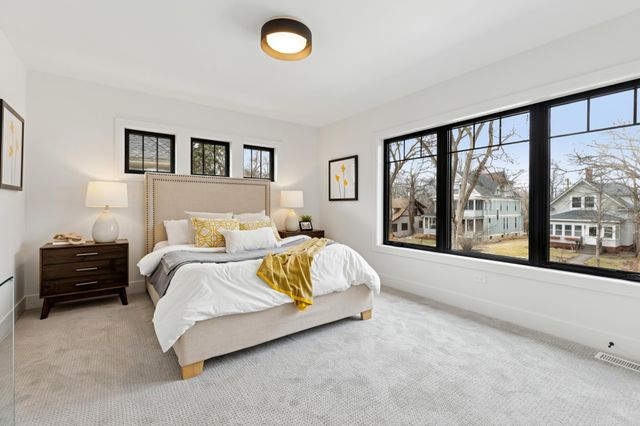 1967 Sheridan Avenue S, Minneapolis, MN 55405