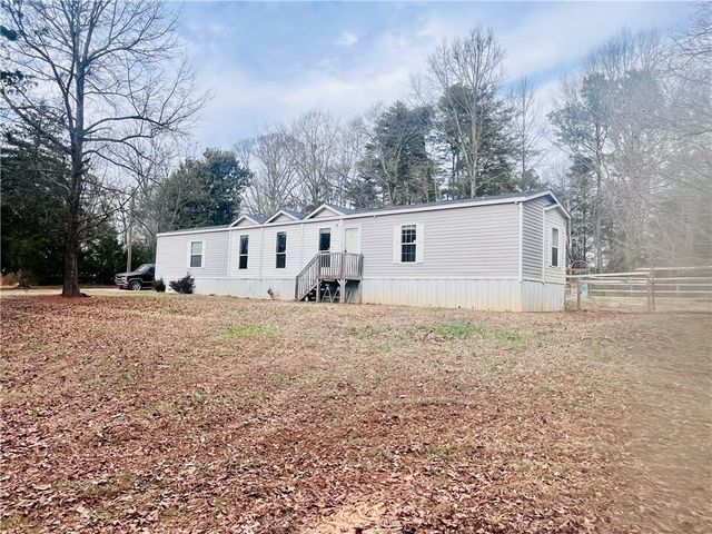 2704 Walhalla Highway, Six Mile, SC 29682