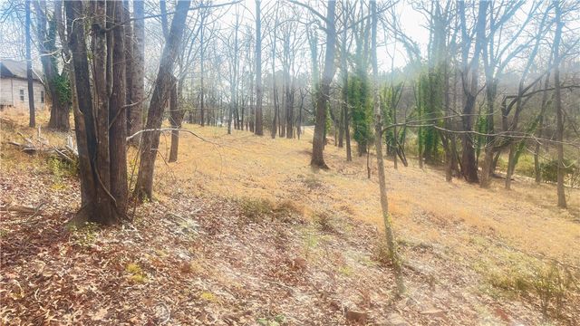 2704 Walhalla Highway, Six Mile, SC 29682