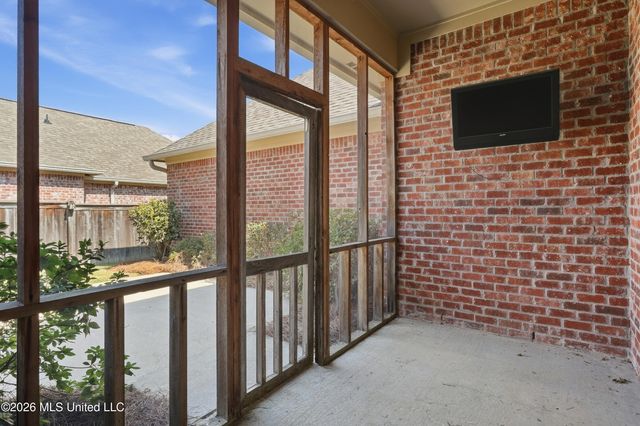 135 Martinique Drive, Madison, MS 39110