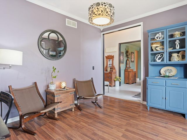 36531 N Pointe Drive, New Baltimore, MI 48047