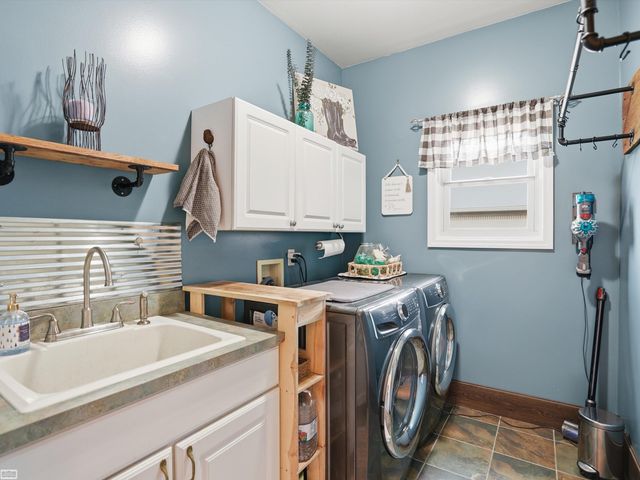 36531 N Pointe Drive, New Baltimore, MI 48047