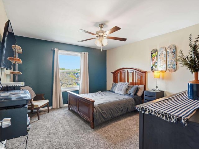 36531 N Pointe Drive, New Baltimore, MI 48047