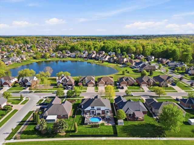 36531 N Pointe Drive, New Baltimore, MI 48047