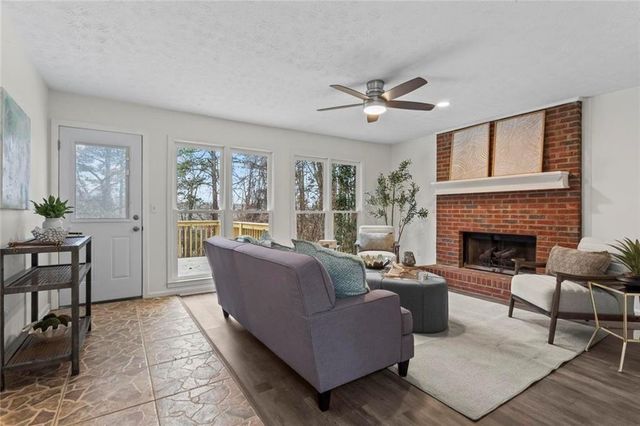 2950 Heather Stone Way, Lawrenceville, GA 30043