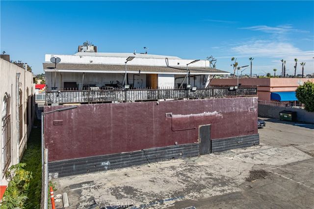 1810 E Anaheim, Long Beach, CA 90813