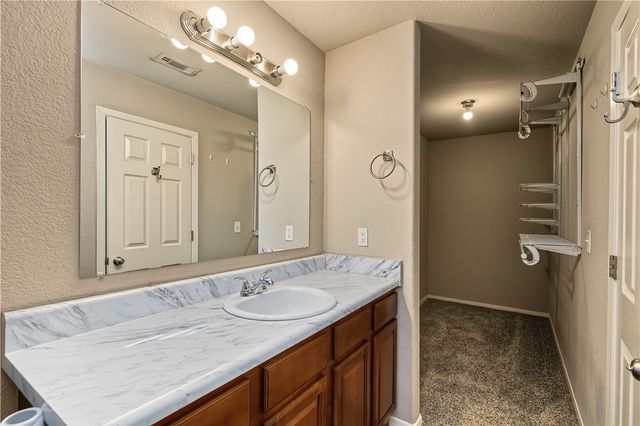 1321 S Apollo Drive, Fayetteville, AR 72701