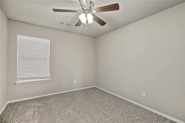 1321 S Apollo Drive, Fayetteville, AR 72701